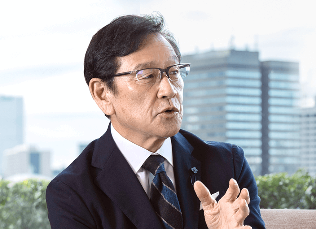 栗山英樹氏