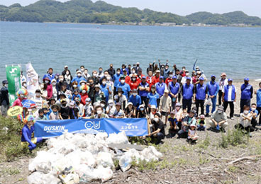 「第2回 クリーンビーチ新居浜～拾えば街が好きになる～」 新居浜市　荷内海岸
